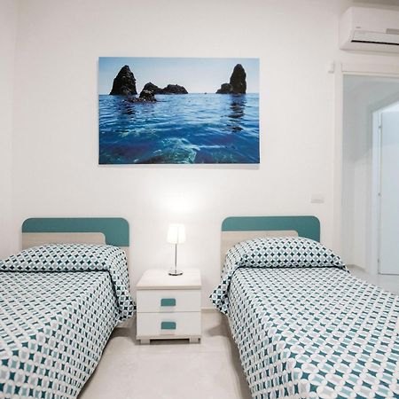 Minerva Luxury Apartment & Tulipan Apartment By Taormina Holidays Exterior foto